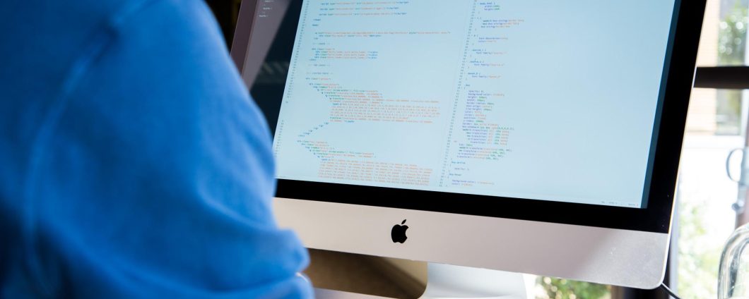 JavaScript e Python sono i linguaggi più popolari