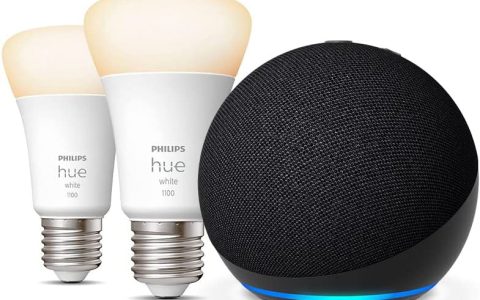 Echo Dot 5 più due lampadine Philips LED: combo smart da SOGNO a soli 39€