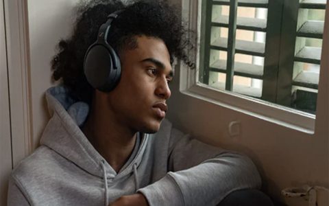 Cuffie Wireless Sennheiser HD 450BT sono in offerta ad un prezzo grandioso su Amazon