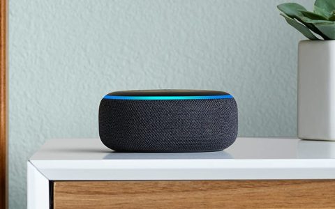 Echo Dot 3 precipita di prezzo ed è scontato del 50% su Amazon: approfittane