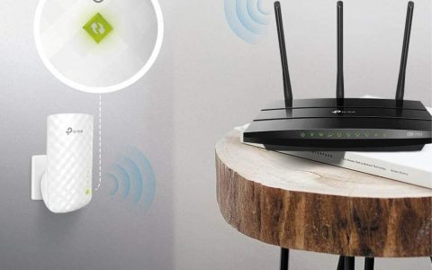 Amplificatore Wi-Fi TP-LINK RE200 da 2.4GHz e 5GHz in offerta speciale su Ebay