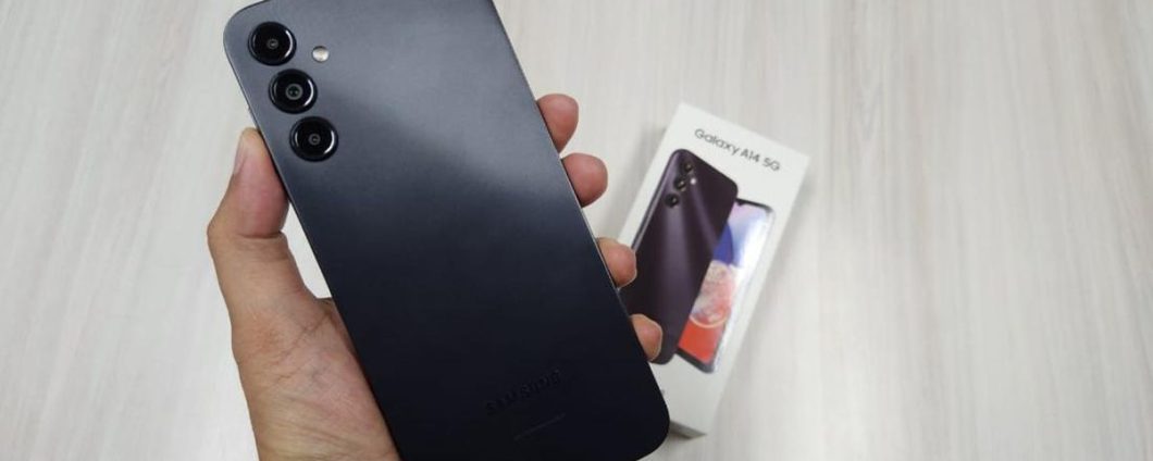 Samsung Galaxy A14, lo smartphone più richiesto su Amazon cala ancora di prezzo