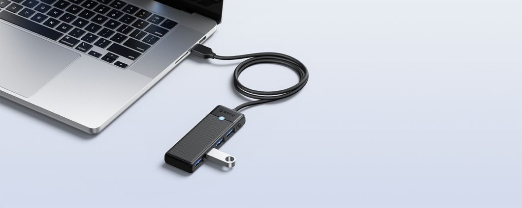 Hub USB ORICO UNIVERSALE in offerta a 6€ su Amazon