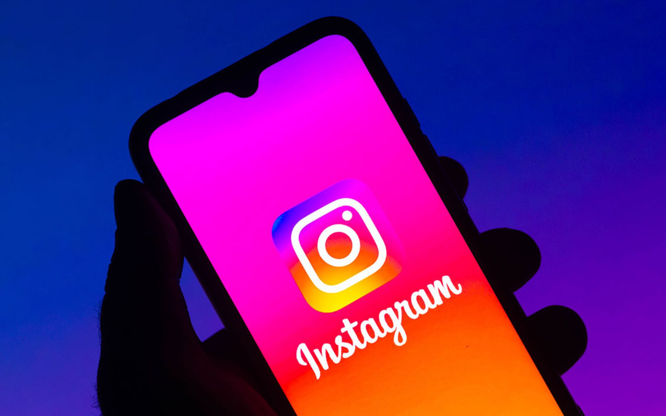 Instagram lascia la griglia quadrata: utenti divisi sul nuovo design